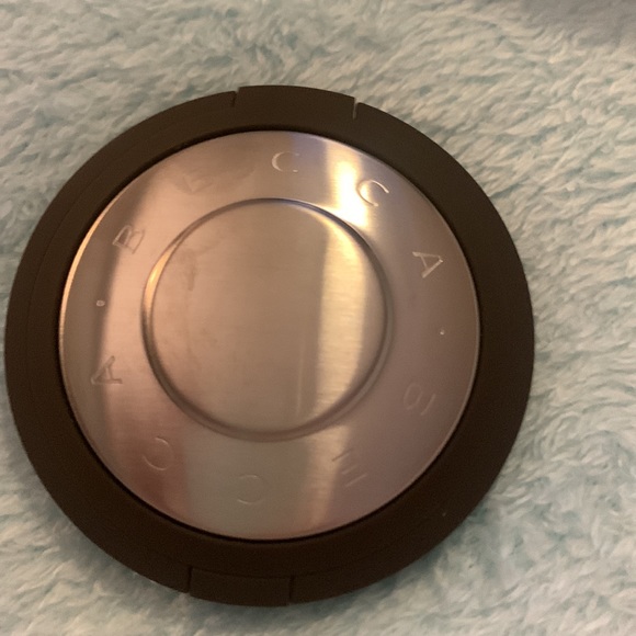 BECCA shimmering highlight powder Pearl new - Picture 7 of 8